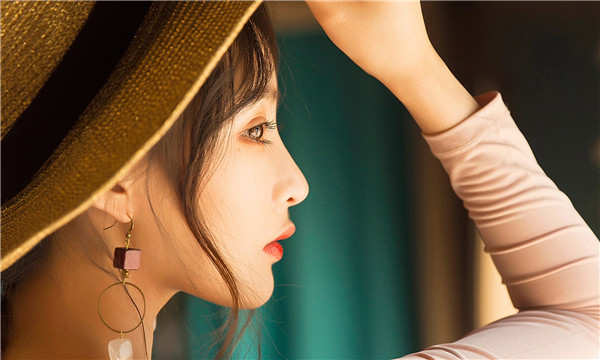 君山为了帮助不孕不育患者家庭代怀一个自己的孩子，选择一家专业的代育生子公司至关重要。在这个过程中，提供零风险包成功方案使整个助孕过程更加安心和可控。